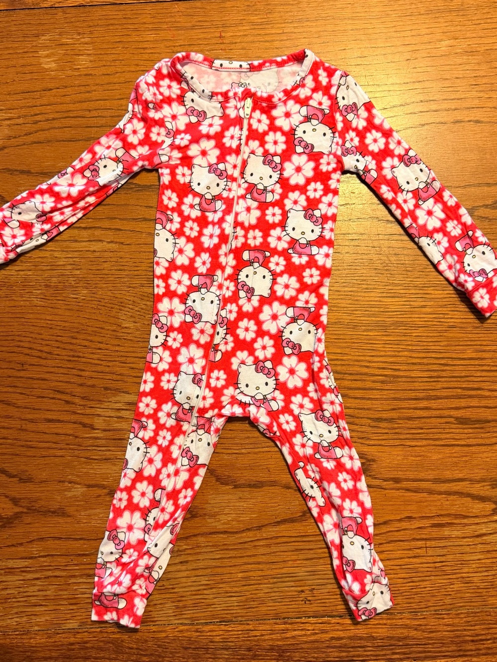 Hello Kitty Sanrio Baby Girls Size 12 months Bamboo Sleeper